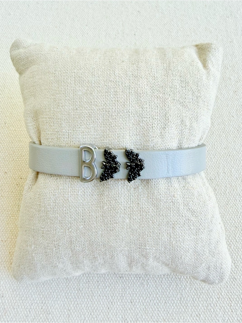 *BOO Charm Bracelet Set* KEEP COLLECTIVE Retired Black Bats *Special Pricing*